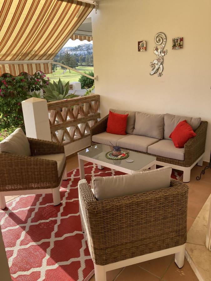 Beautiful Apt With Golf & Lake Views Mijas Golf Fuengirola Ngoại thất bức ảnh